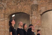 Smoking Rooms, la danza in un crepuscolo d’estate